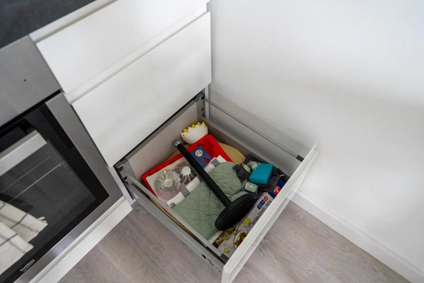Srodmiescie Apartment - 8Th Floor, Workspace, Tram - By Rentujemy Warsaw